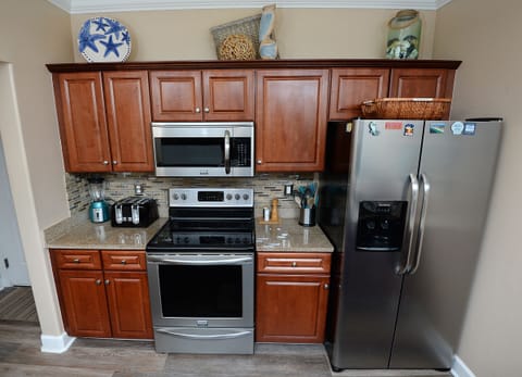 Kitchen has all Frigidaire Gallery appliances.