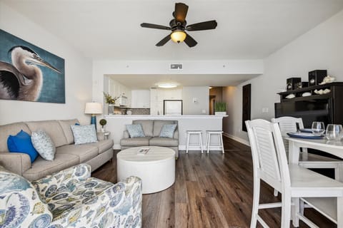 Gulf View Living Room with Sleeper Sofa