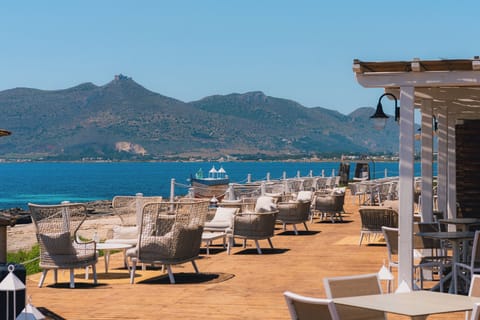 Sundeck