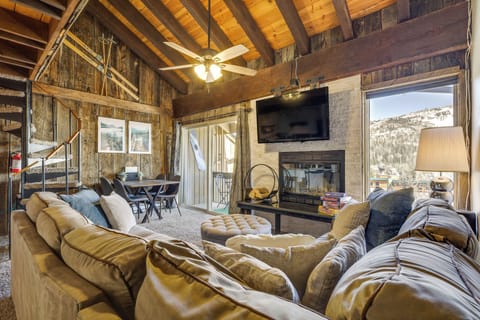 Brian Head Vacation Rental | 1BR | 2BA | Steps Required for Access | 774 Sq Ft