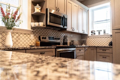 Updated Kitchen w/ Stainless Steel Appliances