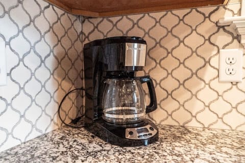 Updated Kitchen w/ Stainless Steel Appliances