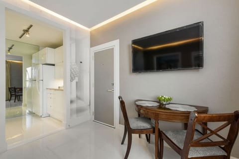 Dining Area sitting 2 or 4