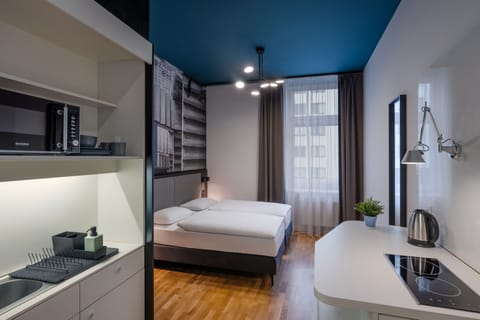 Superior Twin Room | In-room safe, blackout drapes, soundproofing, iron/ironing board