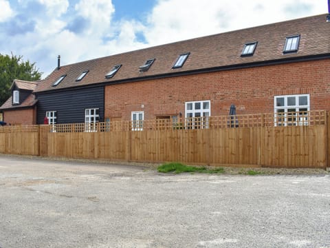 Exterior | Roe Cottage - White Hart Cottages, Hadleigh