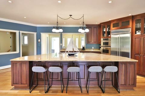 LFG Kitchen 1 - Copy