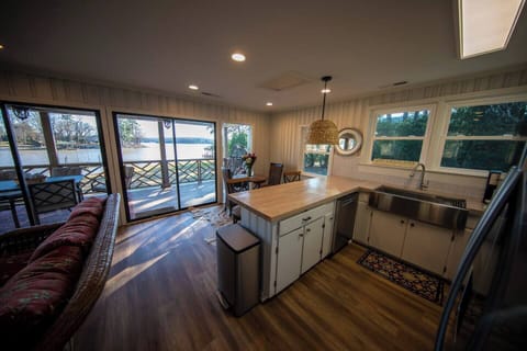 2da634cd-6705-4412-872a-5555a6ee19f5