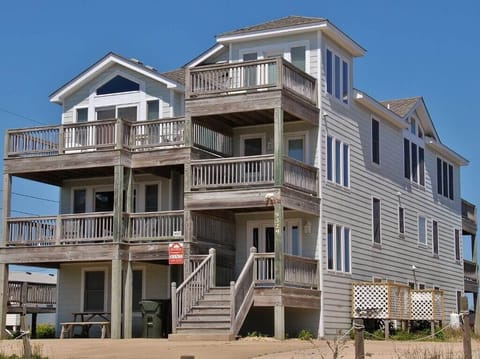 SN360 Carolina Station Front