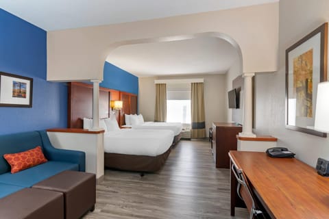 Suite, Multiple Beds, Accessible, Non Smoking | In-room safe, desk, laptop workspace, blackout drapes