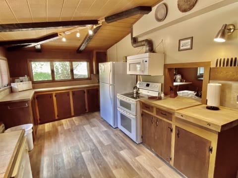 Full kitchen with new flooring