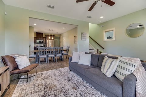 Spacious open floor plan living area ideal for family gatherings in Downtown Pensacola rental.