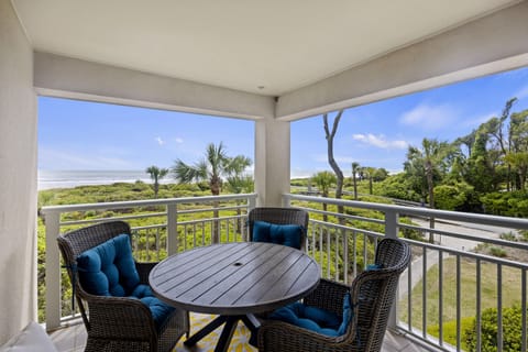 Oceanfront Villa in the heart of Kiawah Island!