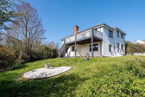 Beautiful, spacious garden for the kids to play in.