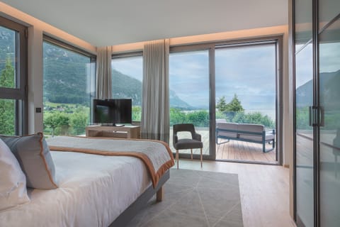 Penthouse avec terrasse - Côté Lac | Premium bedding, Select Comfort beds, in-room safe, desk
