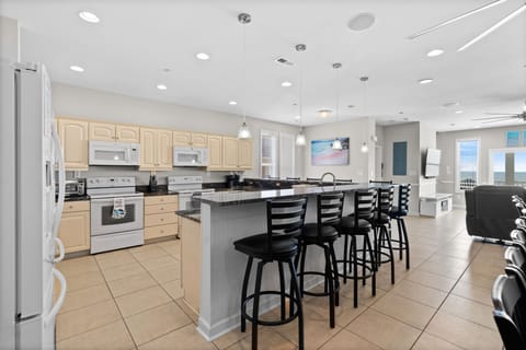 Test out your cooking skills in this fully stocked kitchen.