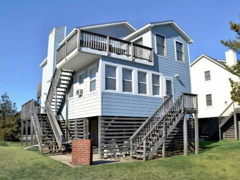 SN426 The Light House Front