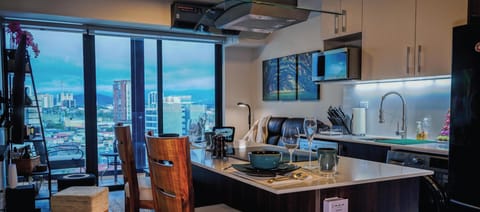 This is the life that you deserved while traveling or working from home.