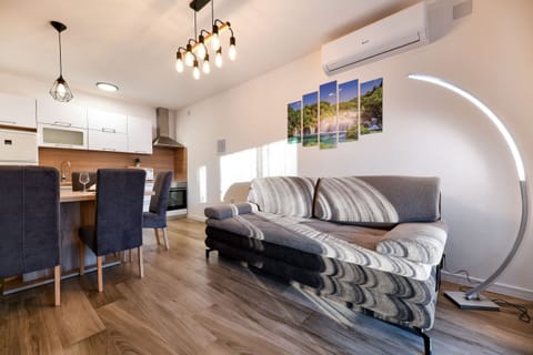 Villa, 3 Bedrooms, Private Pool, Mountain View | Living room