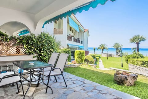 Outdoor dining area and sea view