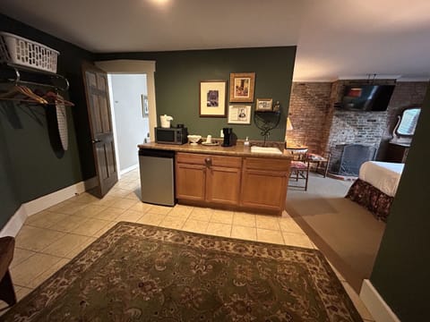 Double Room, Ensuite (Queen Suite)