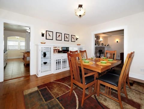 Spacious dining room
