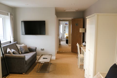 Superior Suite, Balcony, Sea View | Iron/ironing board, free WiFi, bed sheets