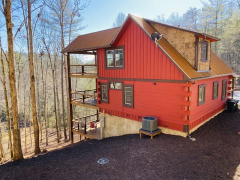 3 Levels of Luxury Mountain Living!