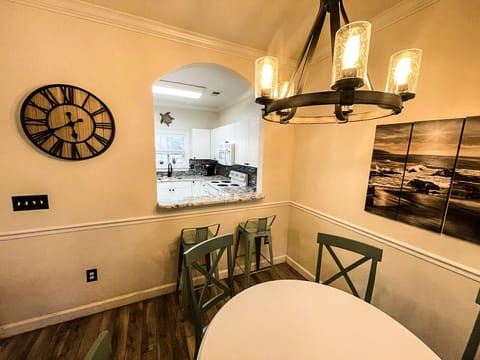 Unforgettable Dining Experiences in our Beautiful Dining Room