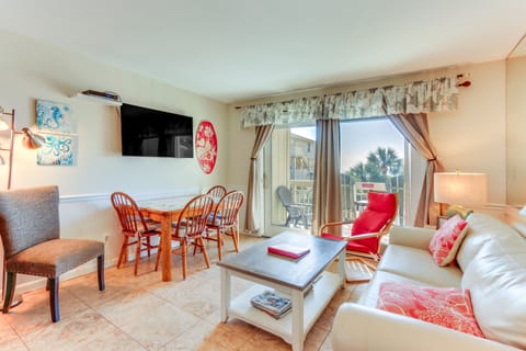 Hilton Head Island Vacation Rental | 1BR | 1BA | 2nd-Floor Condo | 518 Sq Ft