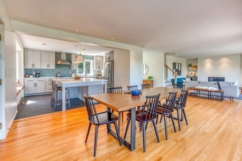 Open concept kitchen, dining, living room