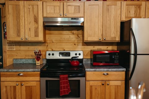 Ample kitchen counter space