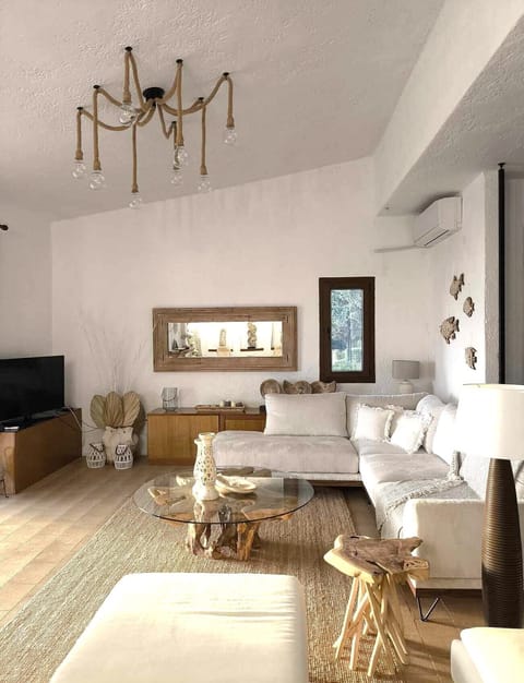 ground floor living room 