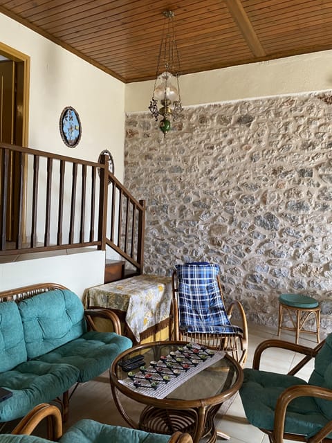 Comfort House | Living area | 32-inch plasma TV with cable channels, TV