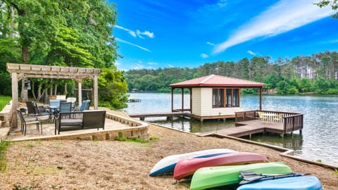 Relax and unwind on one of two private docks! Fishing, kayaking, swimming! 