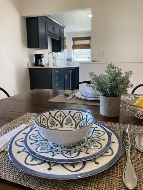 Shatter-resistant dishes