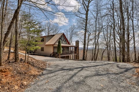 Arriving to A Golden Retreat