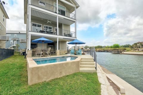 Welcome to Paradise Point!