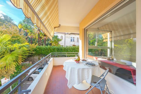 Family Apartment, 2 Bedrooms, Balcony (City Apartment) | Outdoor dining