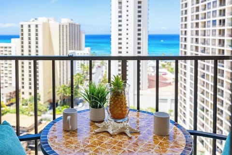 Enjoy the beautiful Ocean views on the lanai