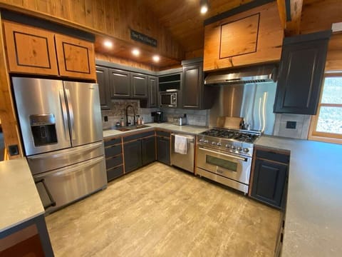 A beautiful large open kitchen, newly updated for you to make delicious meals with family and friends!