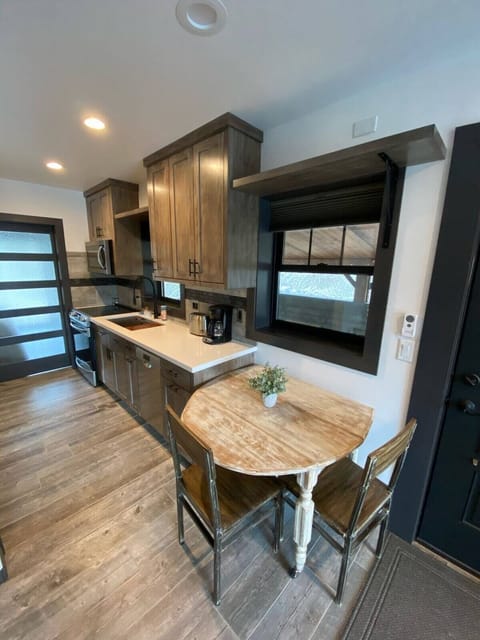 The Guest apartment has a full brand new modern kitchen.