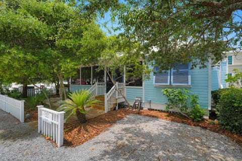 WELCOME TO WATERSIDE IN SEASIDE, FL!