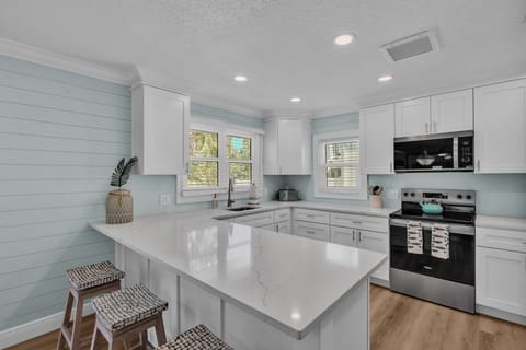 Main House - Kitchen