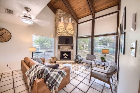 Newly updated! Spacious living area