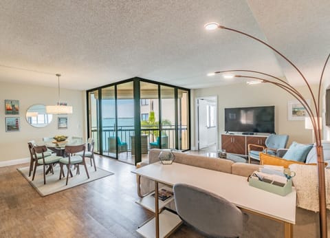 Dining & Living Room