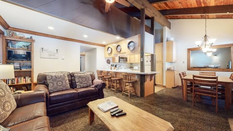 Furniture, Living Room, Indoors, Room, Couch