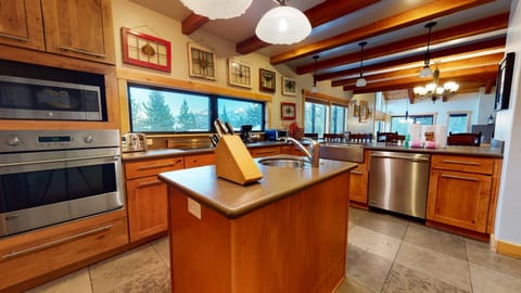 Indoors, Room, Flooring, Kitchen, Floor