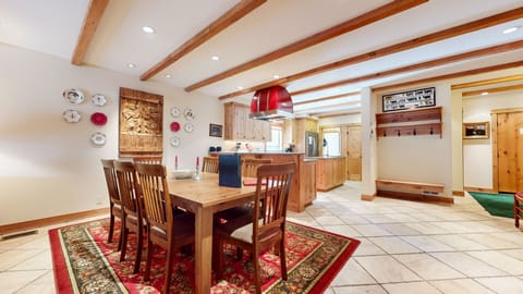 Dining Room, Dining Table, Furniture, Indoors, Table