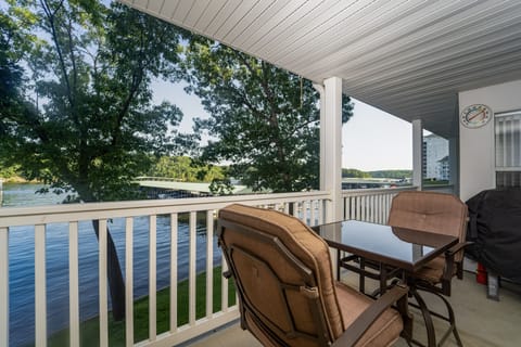 LAKEOZARKVACATION.COM