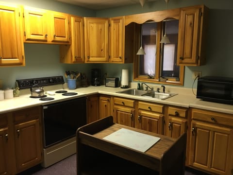 Fully equipped kitchen